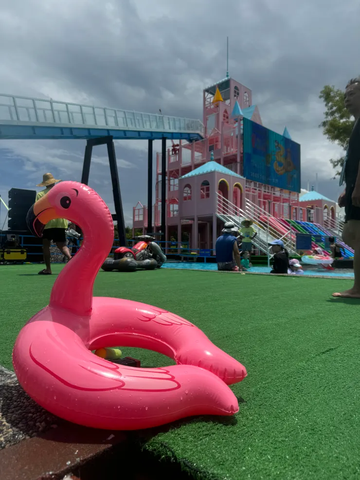 刺激好玩的滑水道