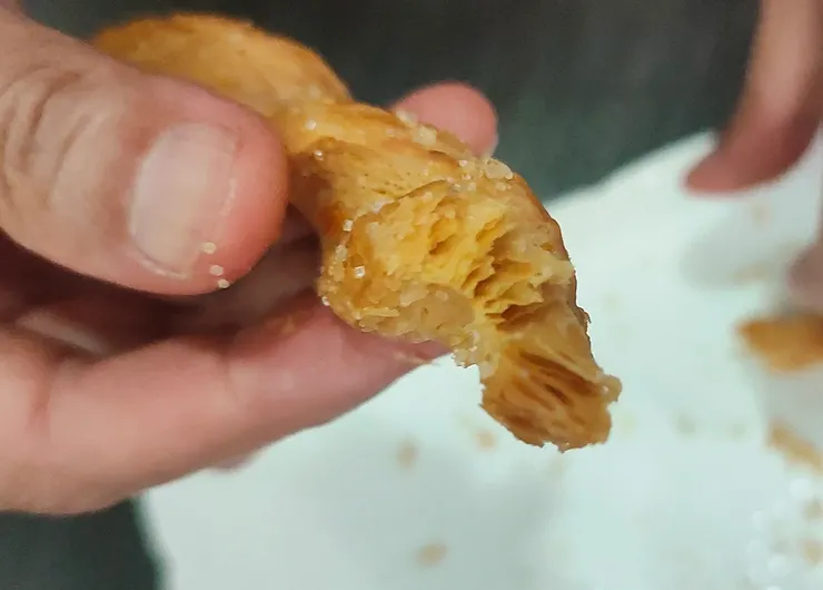 ▲宝泉丹麥酥條～又可以稱丹麥棒！層層酥脆，清爽不乾，一不小心就一口接著一口