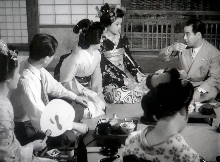 照片中只有一名藝妓,大家辨識得出來嗎?