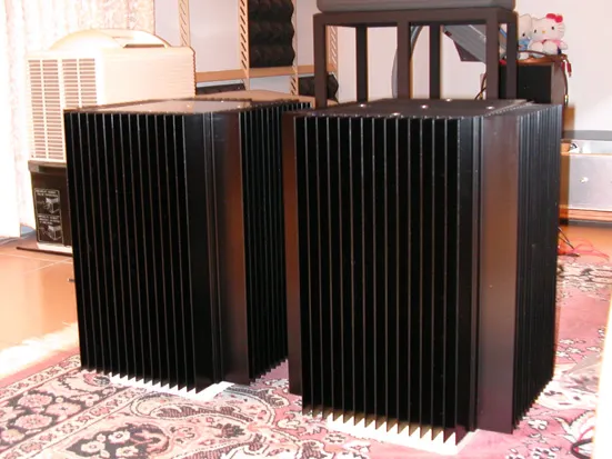 仿製的 Aleph 2 後級一瞥