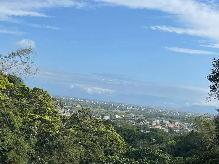 猴洞坑瀑布頂的風景