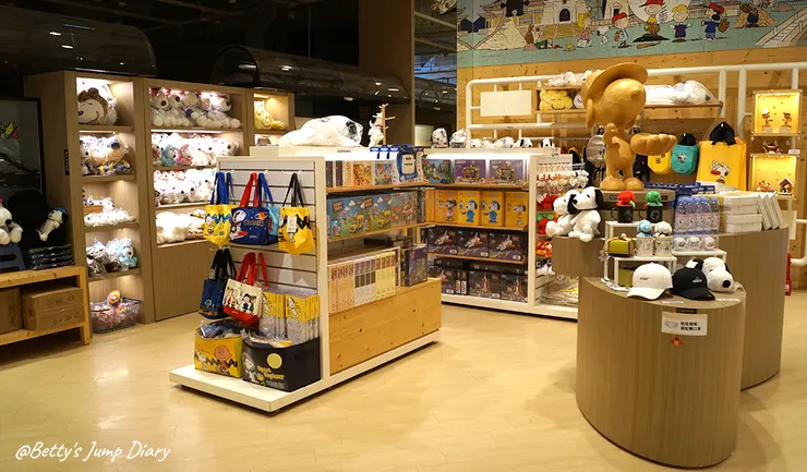 ▲棒球名人堂3F-史努比雜貨鋪/ 圖片來源：Betty's Jump Diary