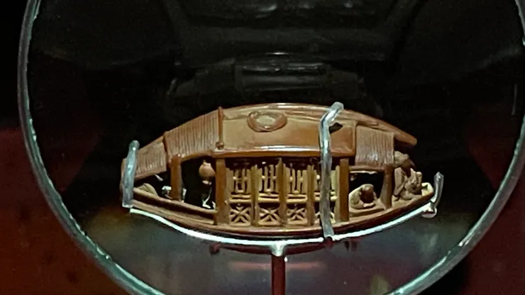 這個窗戶是可以開的喔