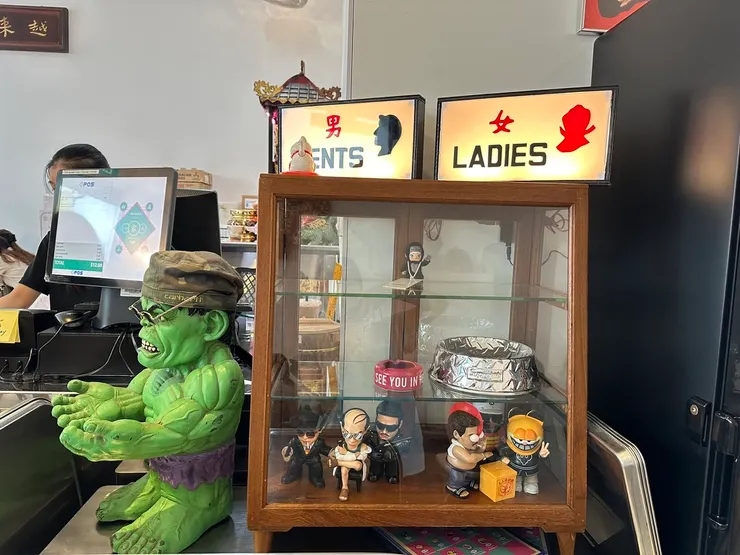 看到那個加菲貓我笑了