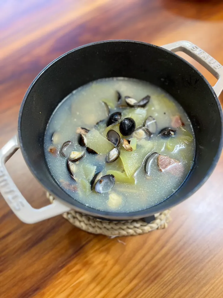 鹹豬肉佛手瓜蜆湯