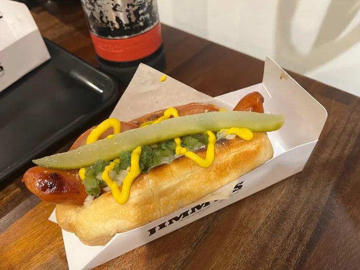 老朋友芝加哥熱狗堡。