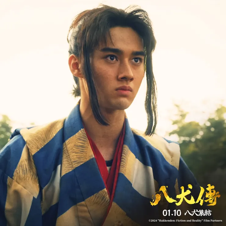 而且現代版的八犬傳找來演這位天命主角最終犬士的是藤岡弘的兒子藤岡真威人，也是個與特攝以及英雄充滿連繫的男人啊。他之前演出的Wingman也是很棒，直接展現出特攝肢體語言的不同時代特徵。引自代理方FB