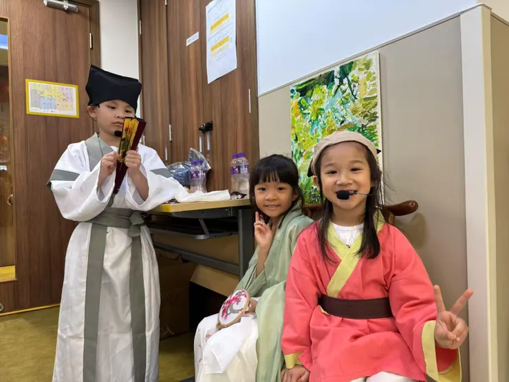 小朋友演出二十四孝其中故事