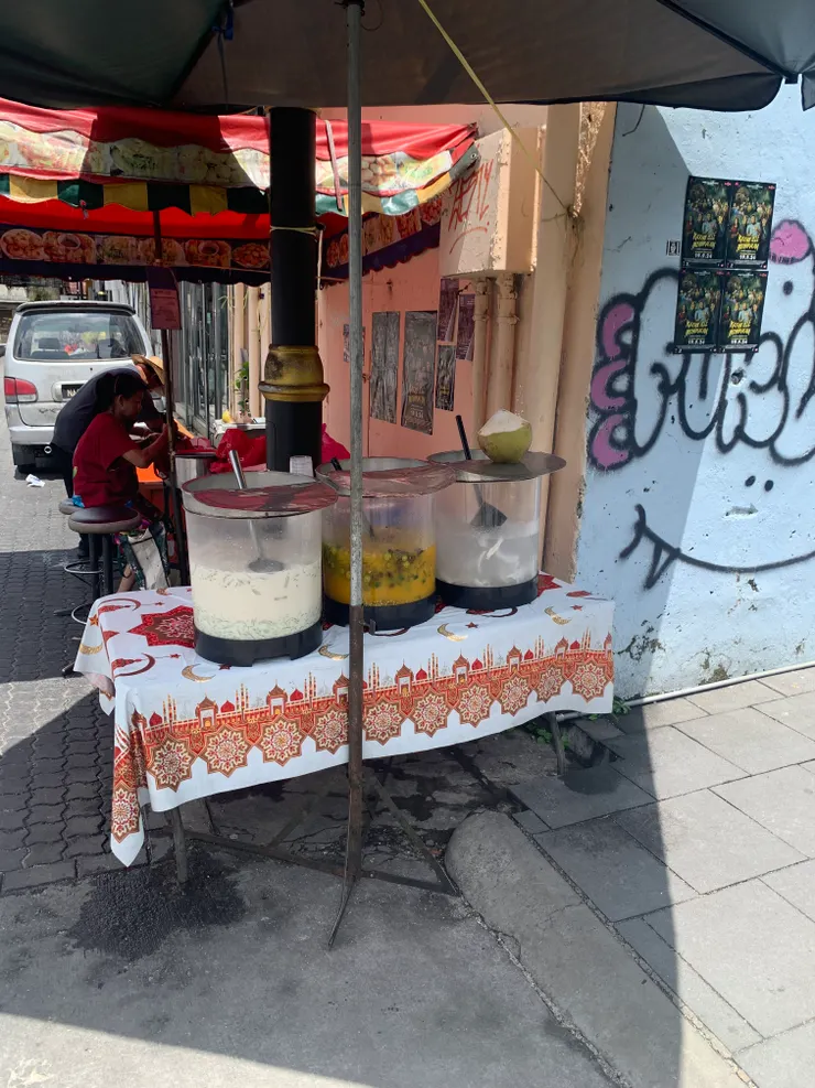 「印度街頭小食」，我不敢飲。