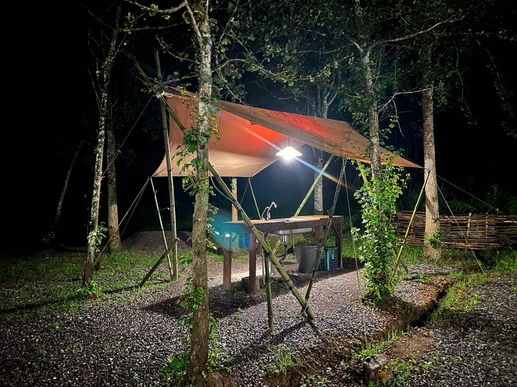 覺得晚上比較有氣氛