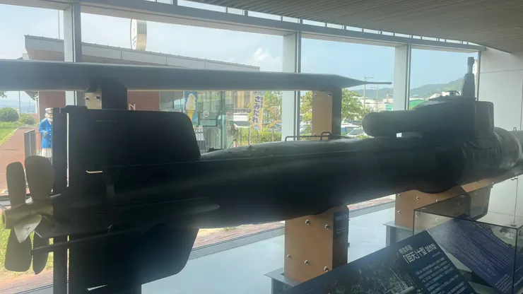 看到兵器覺得厲害,卻也覺得沉重。