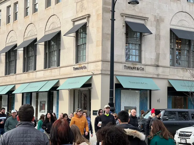 （假日的街道）