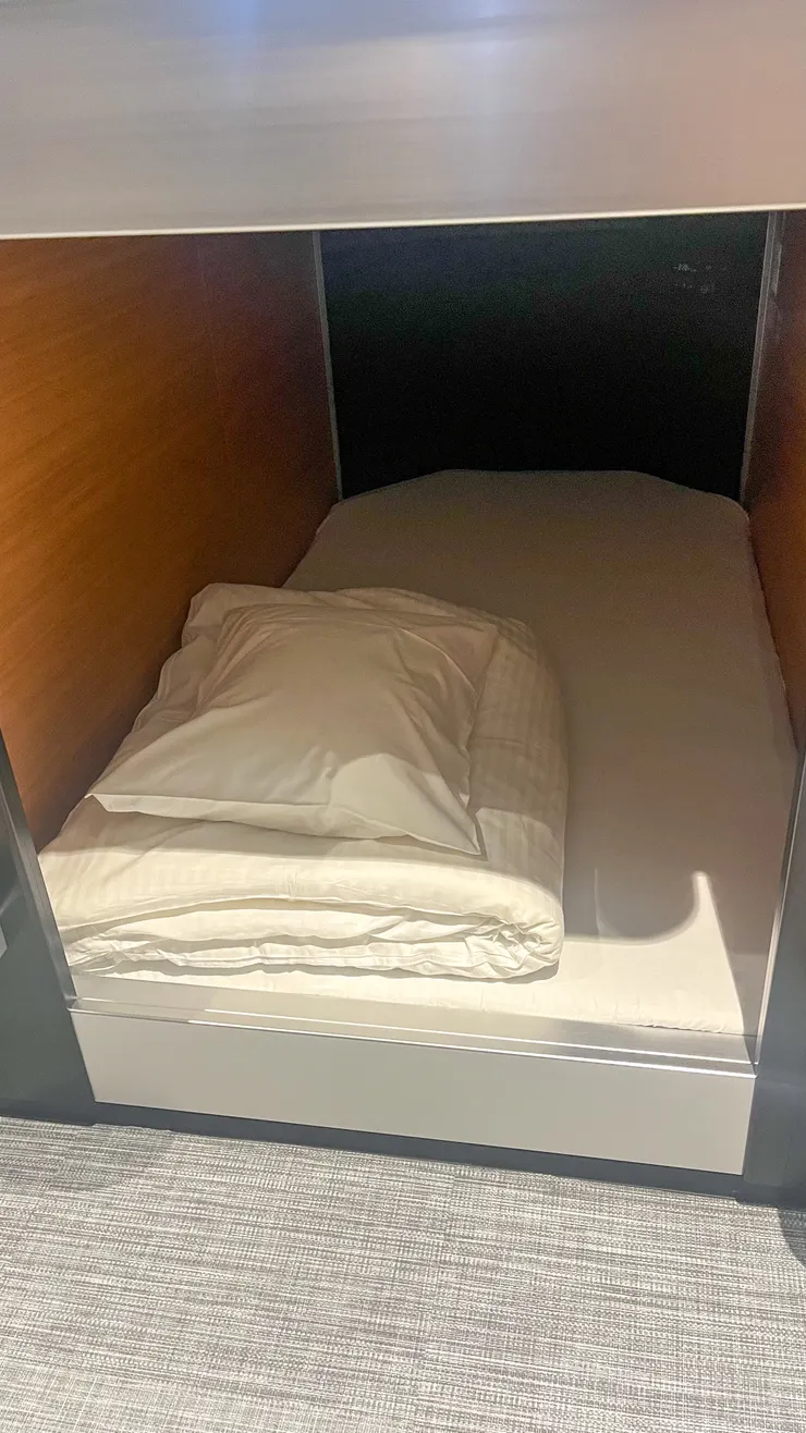 下鋪最大好處就是不用爬上爬下。