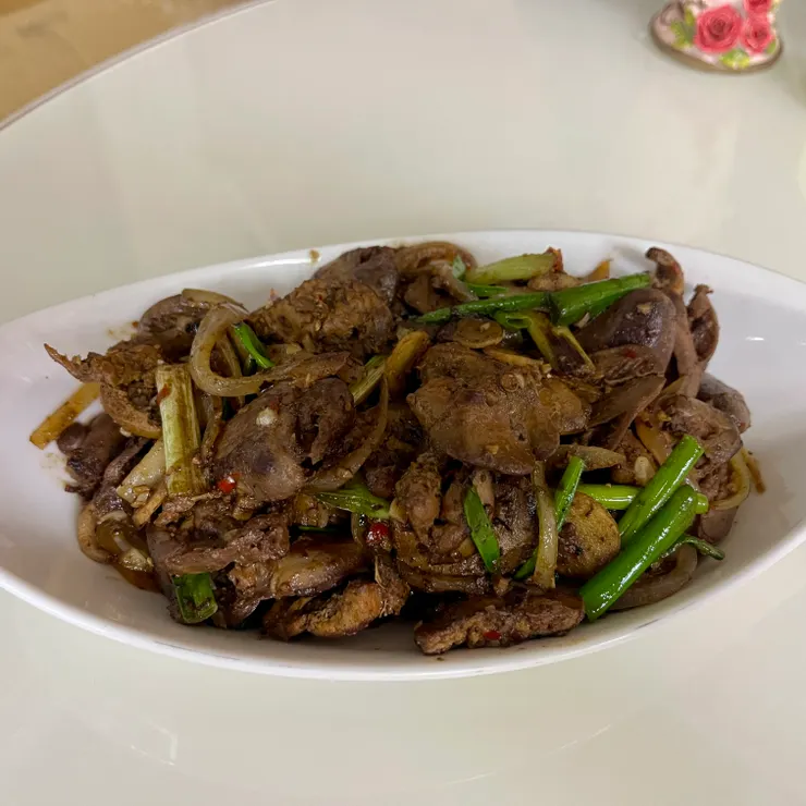 今天分享的爆炒雞心肝最後長這樣,很下酒!
