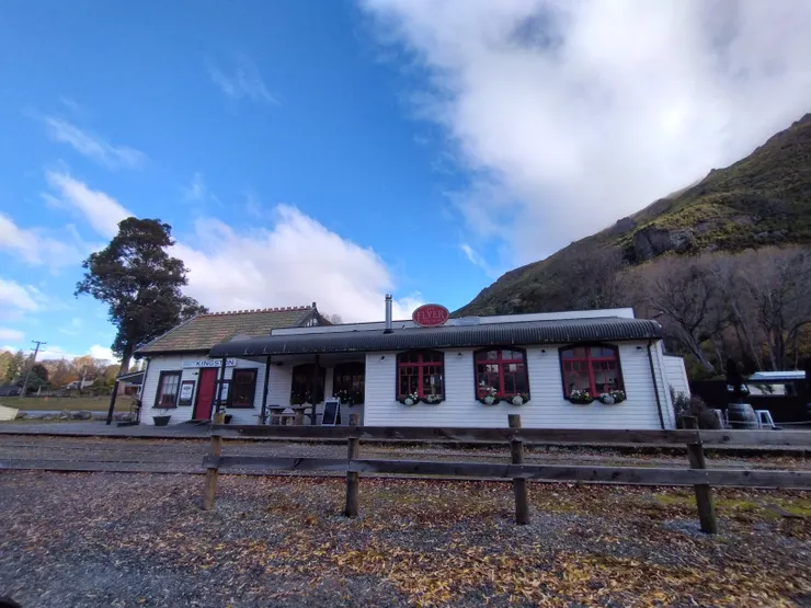 木造建築的火車站