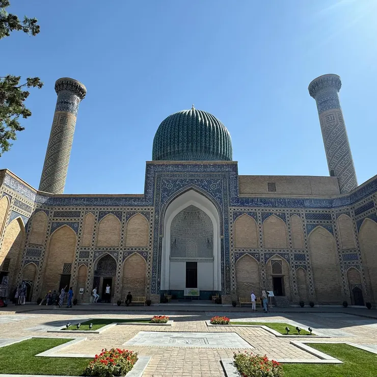 帖木兒陵寢正殿