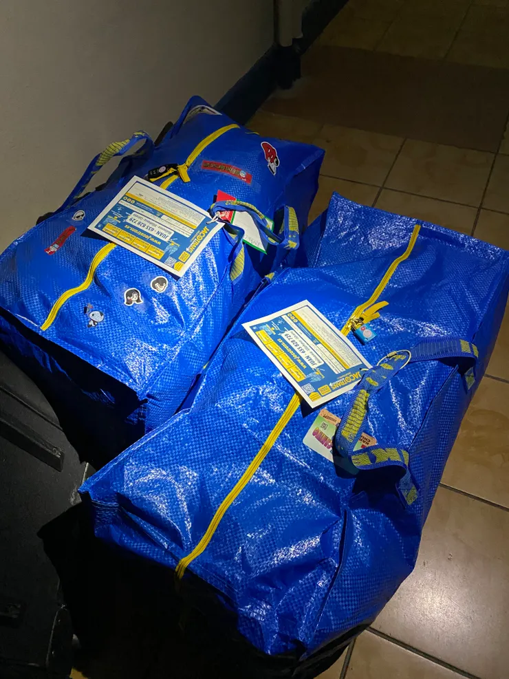 昨天的頓悟從此每天寄行李（寫好資訊放錢然後放在指定位子/還要聯繫貨運公司來取）