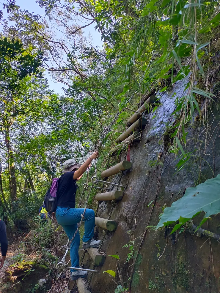 【雙北遊】三貂嶺瀑布步道走到猴硐｜中坑古道×柴寮古道  猴硐