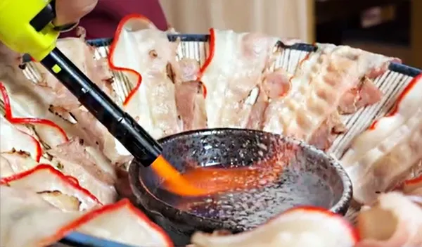 桃園青埔美食【怎麻辣頂級鴛鴦火鍋】麻辣鍋推薦