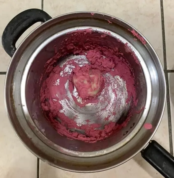 蠟筆多於蠟燭的爛泥，哈