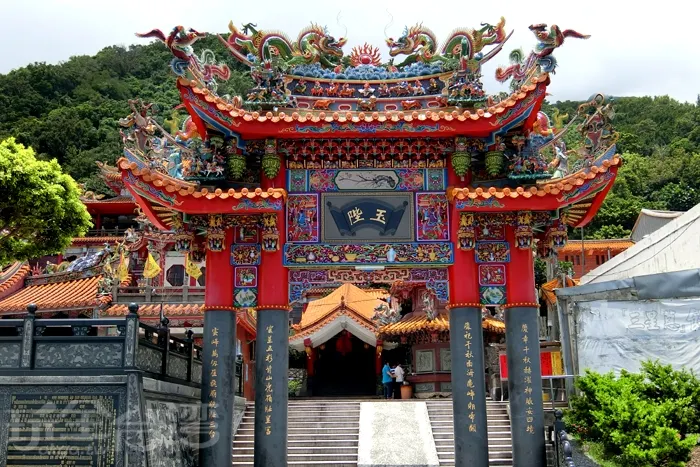 莊嚴牌樓（圖片來源：玩全台灣旅遊網）