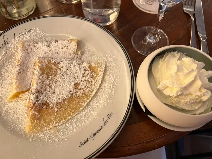 可麗餅撒糖（Crepe with sugar）