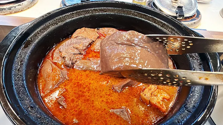 桃園吃到飽推薦│饗厚牛排桃園店:百元預算爽吃百道料理自助吧!