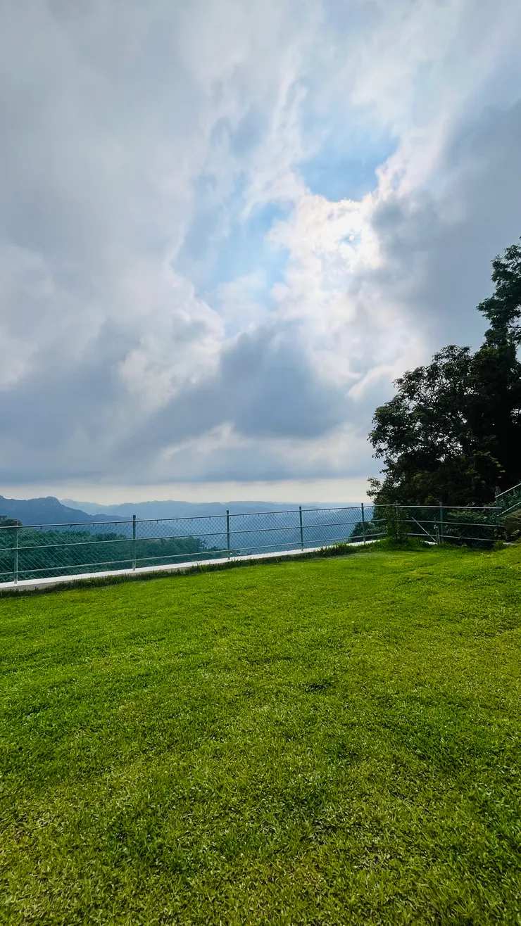 B區衛浴旁的風景