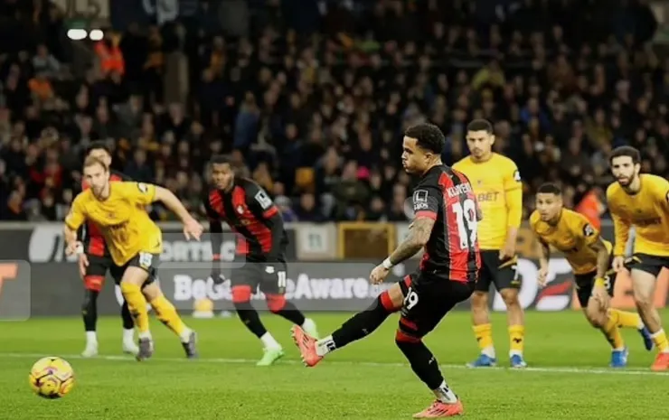 古華特射入第三個十二碼球