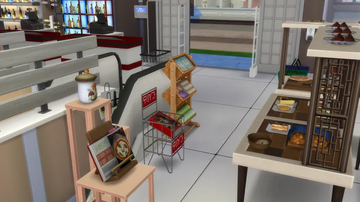 在香港逛超市,總是要小心翼翼、側著身子、左閃右避...