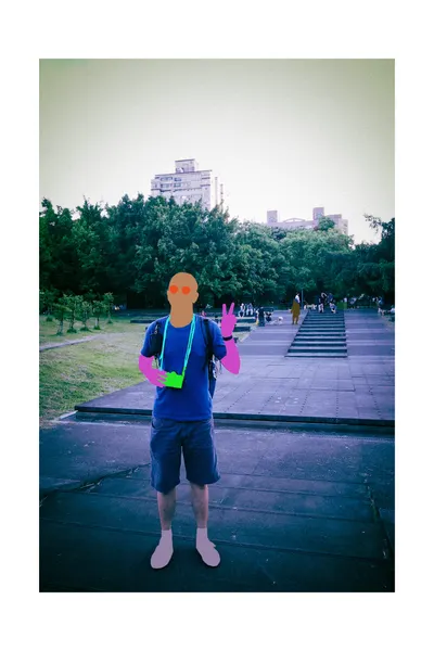 當照片被繪畫顏料染上了？