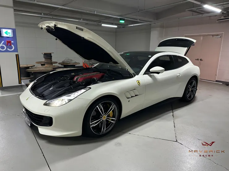 法拉利 Ferrari GTC4 Lusso V12外匯車