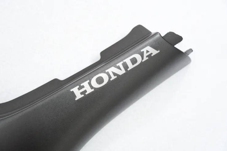 另一邊有點氣泡,稍嫌不完美...