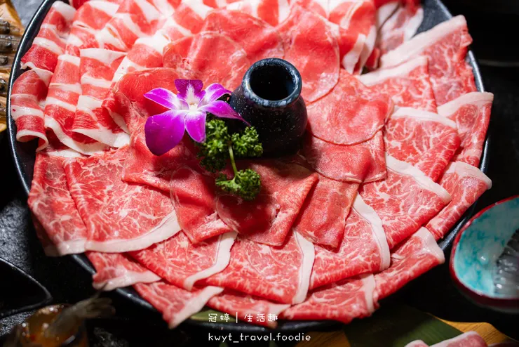 【泰滾泰式火鍋桃園店】當月壽星幾歲就送幾隻蝦!桃園火鍋推薦,