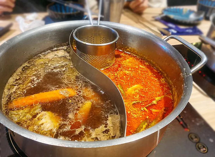  新莊火鍋推薦│大魔大滿足鍋物（新莊店）