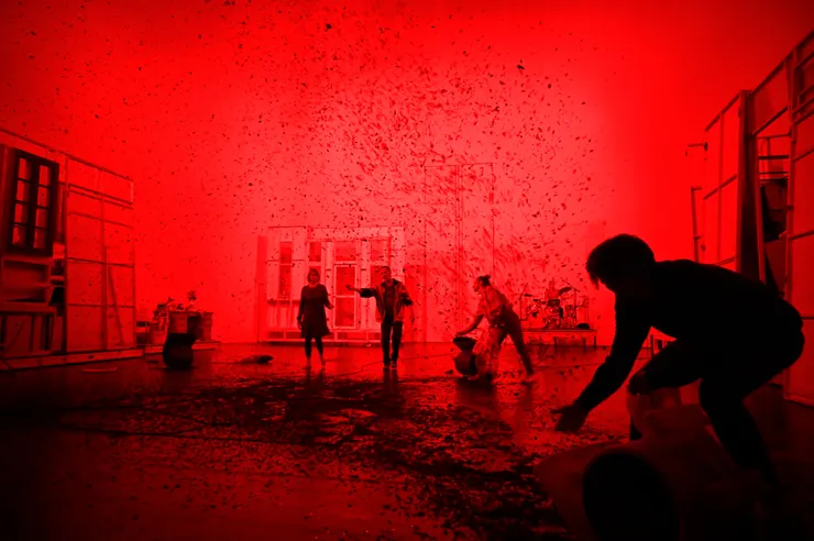 《不過就是世界末日》劇照／劇照提供：國家兩廳院（攝影 ©：Thomas Aurin）