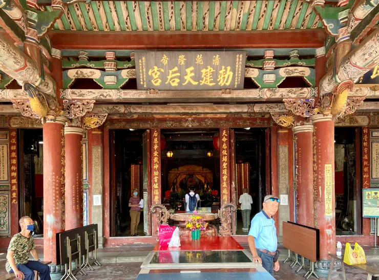 ▲ 看盡人間來來去去生別離苦