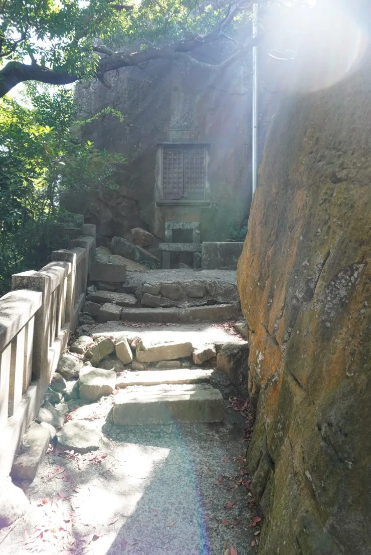 弘法大師紀念碑