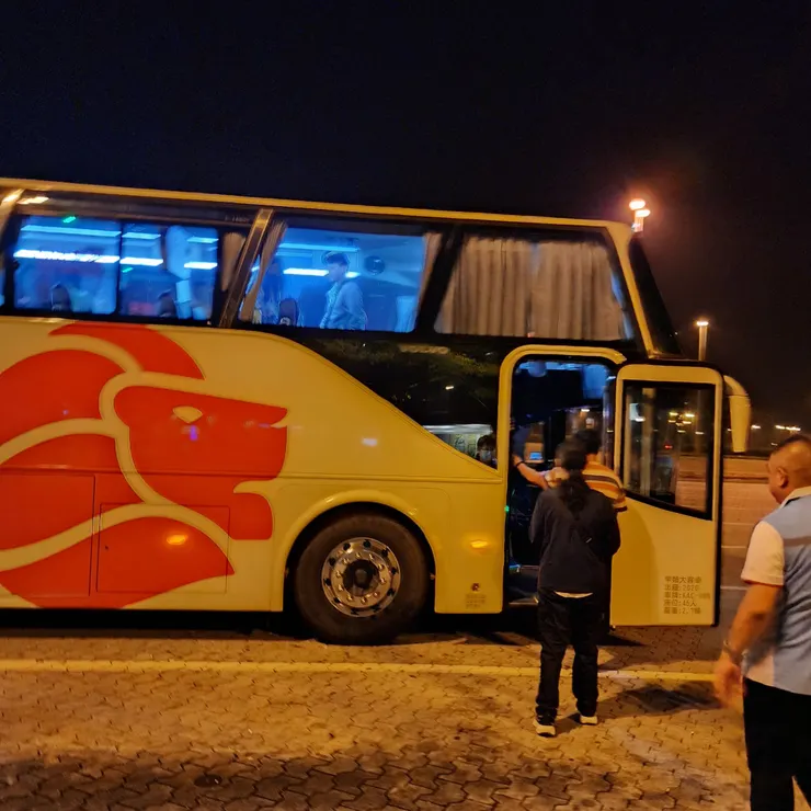 雄獅的車很新，坐得很舒服