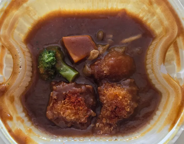 蠻大塊的，但是只有三塊😅