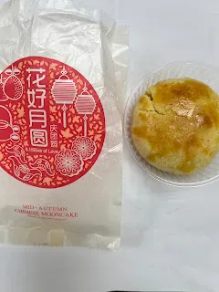 事實上，如果感受到自己不配得到某種事物，例如不配當經理，不配擁有一戶自己的房子，不配擁有貼心的另一半，就是在自我懷疑。而換個角度來思考，那是不是也代表這些也是自己認為有價值或是值得重視的事物呢？總不會認為自己不配擁有一袋垃圾，或是幾件破舊的衣服吧？