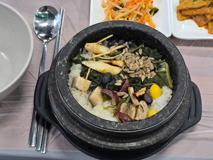 餐點攝自團員:  楊美怡