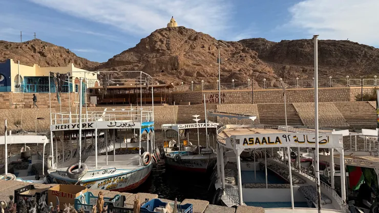 小船很多，自由行考驗殺價工夫。