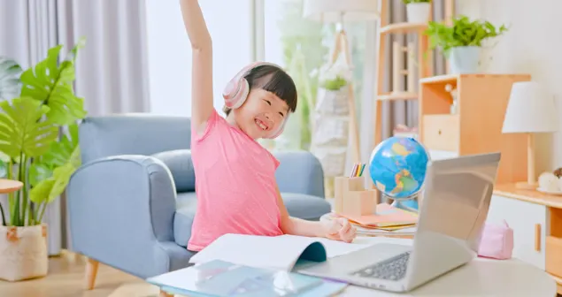 曾彥偵老師說孩子學習路上遇到困難或壓力需要一位好的引路人