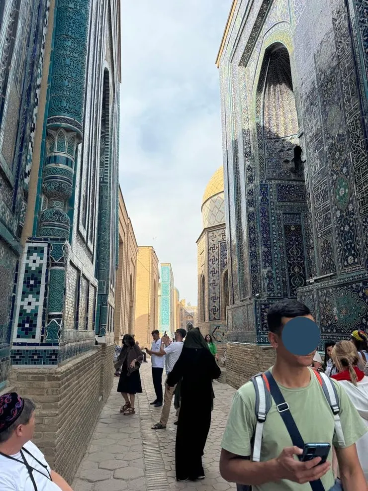 夏伊辛達陵墓群一隅,下午來人超多的啦