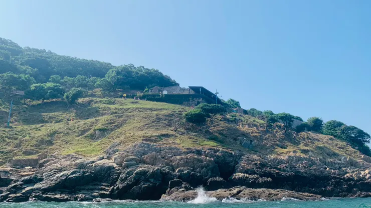 雖然現在是無人島,但過往也是有10戶人家居住。