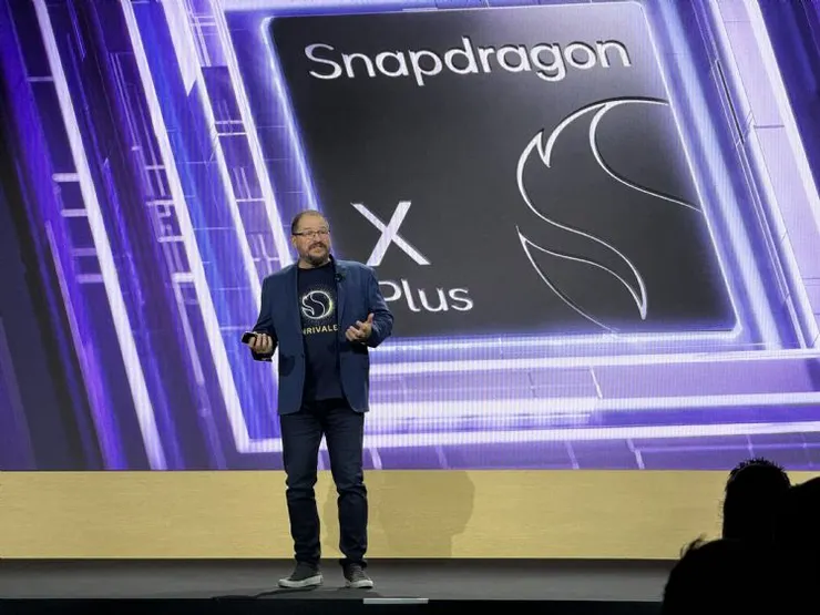 高通在德國柏林消費電子展上發表最新PC處理器，專為執行Windows作業系統所設計，以提高用以處理AI應用的PC電池續航力。