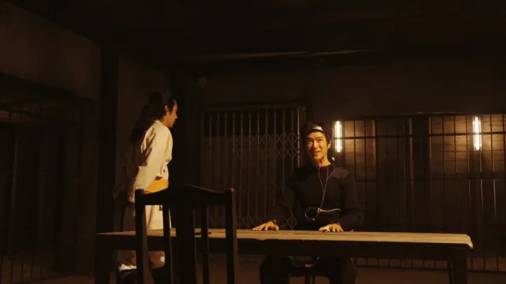 被戴上測謊設備審訊的乃木